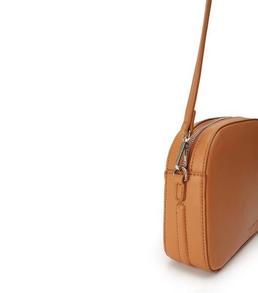 Tony Bianco Woodstoc Tan レザー Cross Body Bag アクセサリー ブラウン | JPXBR31217